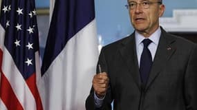 Le ministre français des Affaires étrangères, Alain Juppé, à Washington. La France est prête à demander au Conseil de sécurité de l'Onu le vote d'une résolution condamnant la répression en Syrie, malgré la menace d'un veto russe. /Photo prise le 6 juin 20