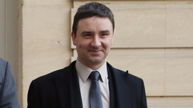Le sujet est complexe et parfois les médias le caricaturent un peu en présentant une opposition entre chauffeurs de taxis et VTC alors que le problème de fond est entre les taxis et les plateformes numériques.