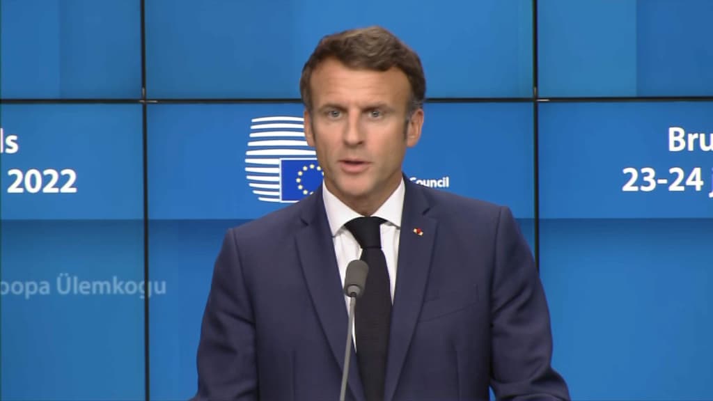 Crise politique: Macron veut des "majorités constructives" avec "l'ensemble des partis de gouvernement"