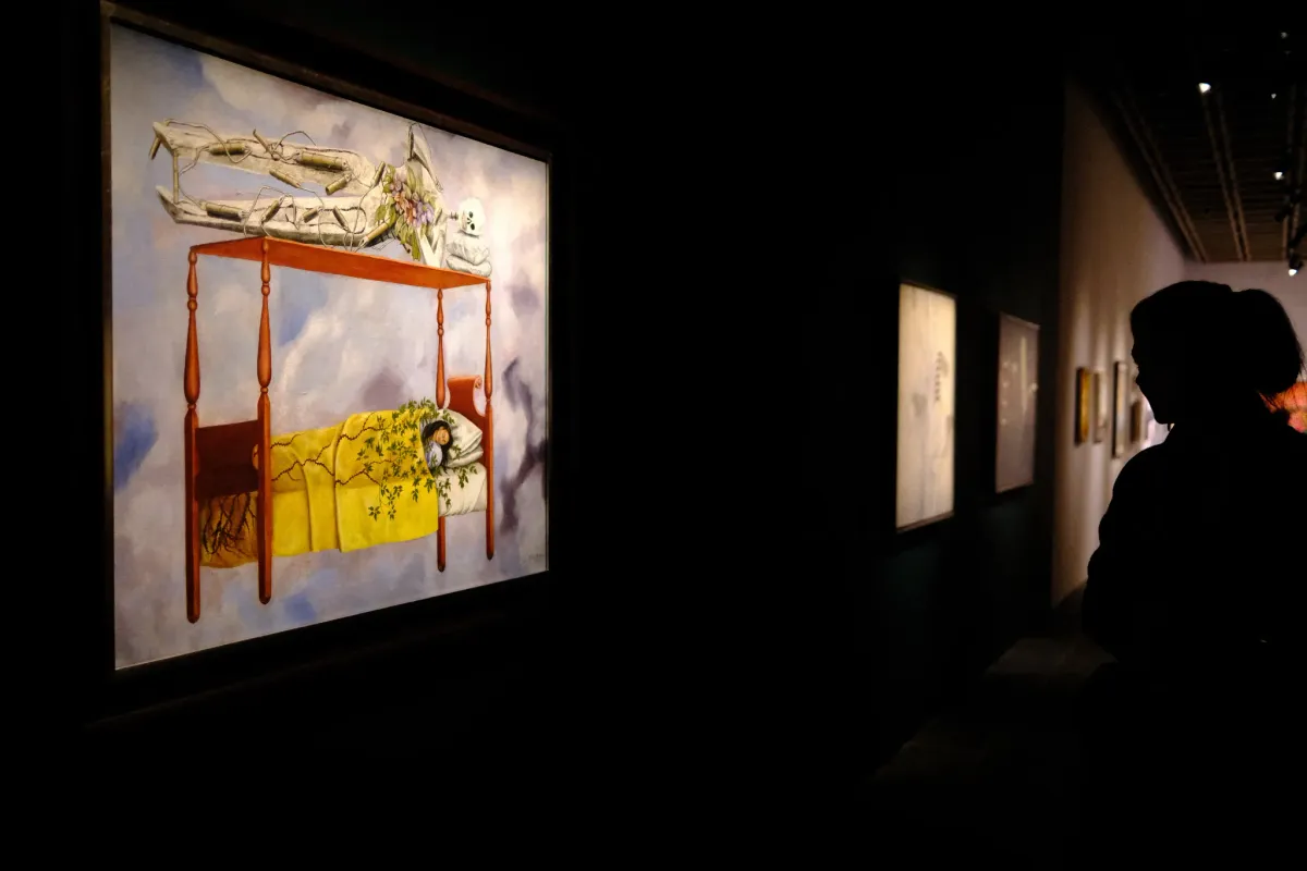 Plus de 54 millions de dollars: 