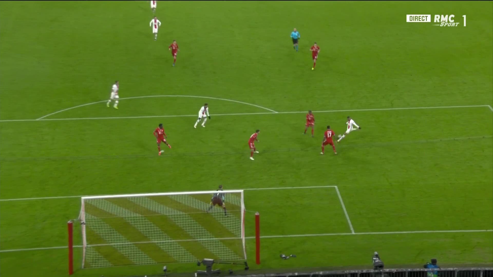 Le deuxième but personnel de Mbappé.