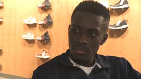 Idrissa Gueye au micro de RMC Sport, à Paris le 23 janvier 2020
