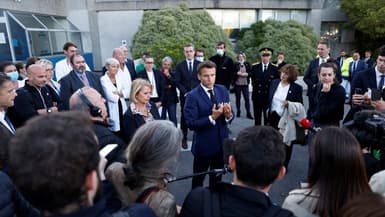 Emmanuel Macron et Brigitte Bourguignon à Cherbourg le 31 mai 2022