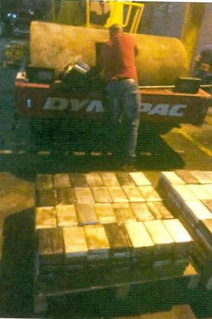 1195 kilogrammes de cocaïne ont été saisi au port de Santos au Brésil, le 17 septembre 2018. 1195 kilogrammes de cocaïne ont été saisi au port de Santos au Brésil, le 17 septembre 2018.