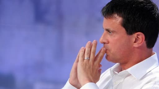 A la rentrée, Manuel Valls risque encore d'avoir maille à partir avec les frondeurs.