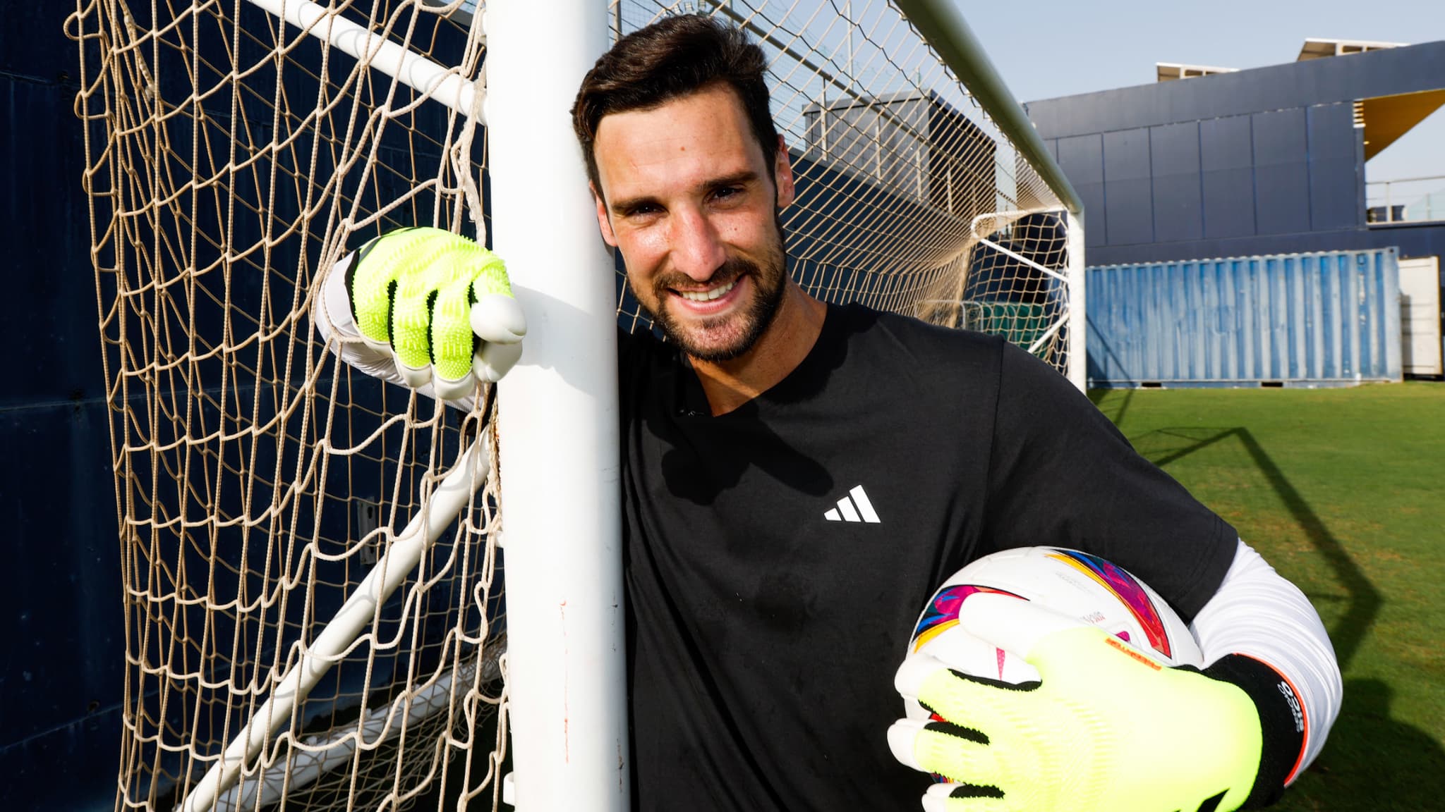 "J’AI RETROUVÉ TOUTES MES FACULTÉS", LES NOUVELLES RÉJOUISSANTES DE SERGIO RICO, L’EX-GARDIEN DU PSG, DEUX ANS ET DEMI APRÈS SON GRAVE ACCIDENT DE CHEVAL