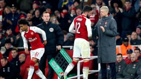 Olivier Giroud et Arsène Wenger lors d'Arsenal-West Ham, en décembre 2017