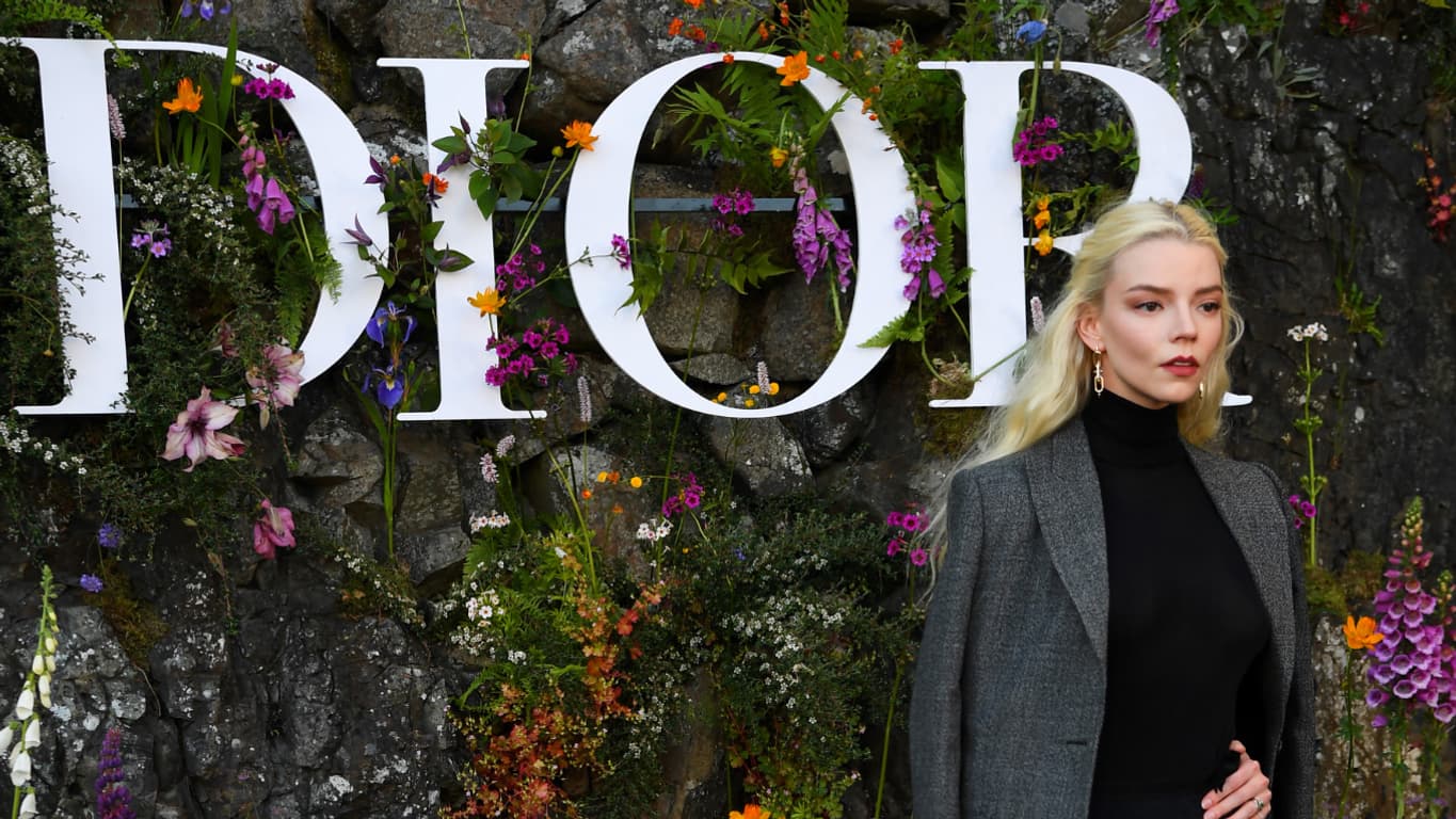 Anya Taylor-Joy au défilé Croisière 2025 de Dior Anya Taylor-Joy au défilé Croisière 2025 de Dior