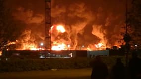 Un incendie dans une usine Seveso de Rouen (Seine-Maritime), le 26 septembre 2019.