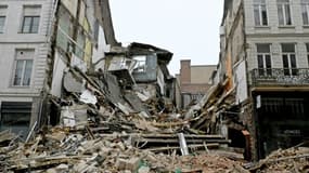 Sur le site des immeubles effondrés de Lille, le 14 novembre 2022 deux jours après le drame