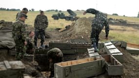 Les militaires ukrainiens à hauteur de la ville de Lougansk