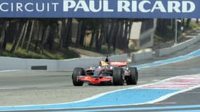 Lewis Hamilton sur le circuit Paul Ricard, en 2008