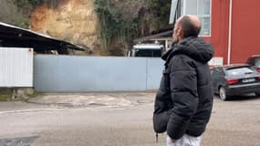 Un important éboulement de terrain est survenu dans la nuit de ce mardi 27 février, sur le chemin du vallon Sabatier à Nice (Alpes-Maritimes)