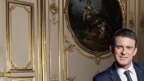 Manuel Valls dans son bureau de l'Hôtel Matignon, le 24 novembre 2016.