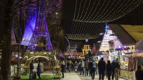 Les forains contestaient l'annulation du marché de Noël des Champs-Elysées.