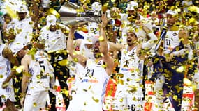 Le Real Madrid remporte l'Euroligue pour la 11e fois.