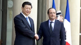 La visite du président chinois, venu accompagné de son ministre du Commerce, vise à renforcer les liens économiques entre les deux pays.