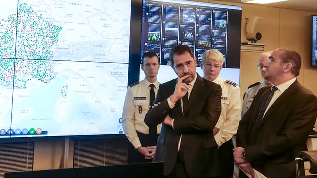 Christophe Castaner le 17 novembre 2018 dans la cellule de crise.