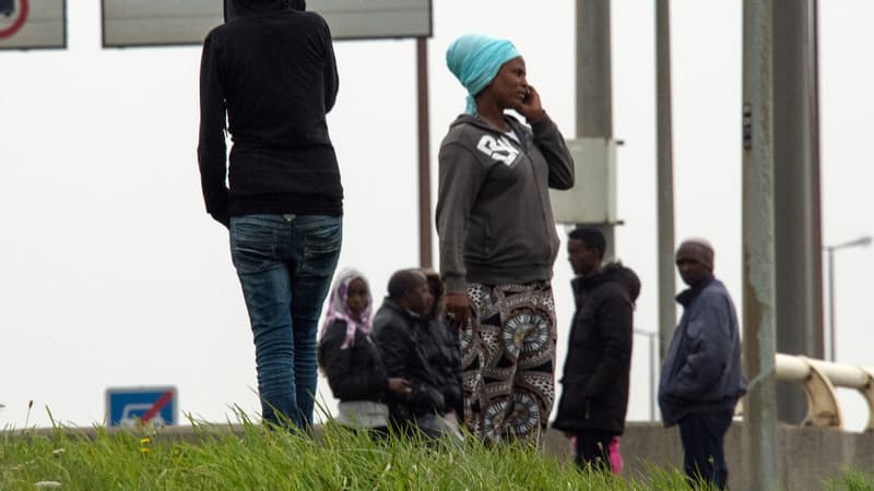 La France et le Royaume-Uni vont mieux coopérer pour gérer la pression migratoire, à Calais.