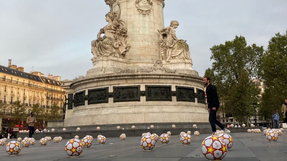 Ballons signés par Messi Ballons signés par Messi