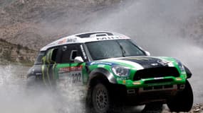 La Mini de Stéphane Peterhansel a repris la tête du classement autos