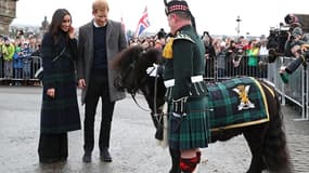Meghan Markle et le prince Harry, en visite officielle en Ecosse, le 13 février 2018. 