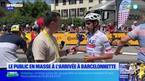 Tour de France: des cyclistes amateurs assistent à l'arrivée de l'étape à Barcelonnette