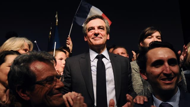 François Fillon lors de son meeting à Pertuis, dans le sud de la France, le 15 mars 2017.