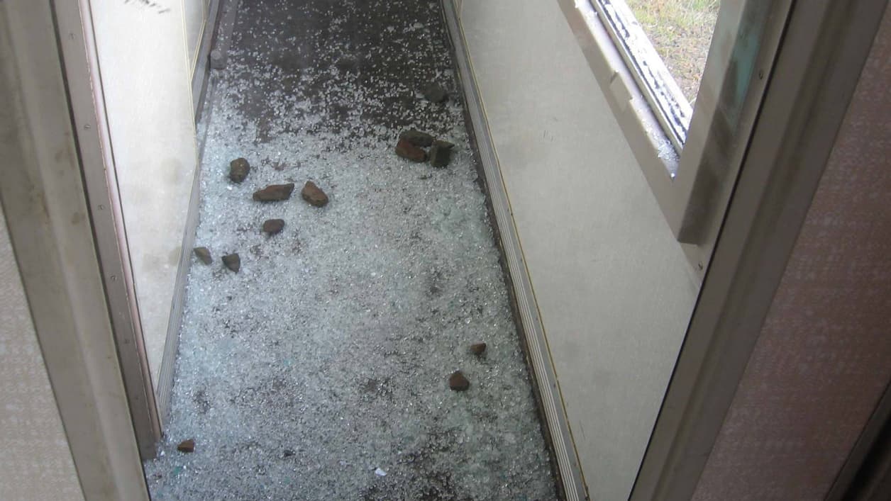 Des excréments ont été retrouvés dans les couloirs.