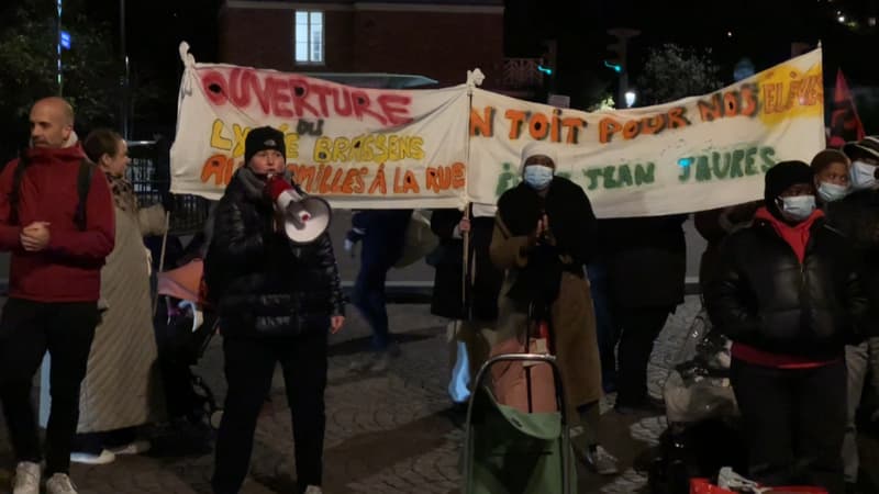 Paris: une manifestation pour demander la transformation d'un lycée vide en centre d'hébergement d'urgence