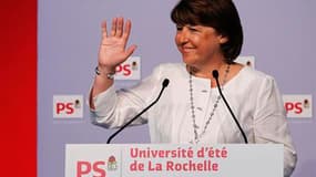 Dans son discours de clôture de l'université d'été du PS dimanche à La Rochelle, le premier secrétaire Martine Aubry a promis aux Français que les socialistes seraient à la hauteur de l'enjeu présidentiel de 2012, réclamant aux candidats à la candidature