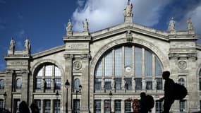 La façade de la Gare du Nord en octobre 2019 à Paris