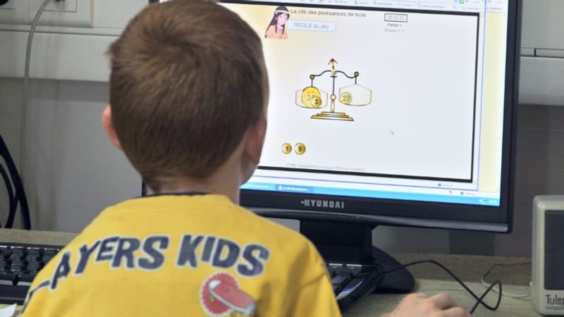 Children in front of the screens: what the specialists recommend Children in front of the screens: what the specialists recommend