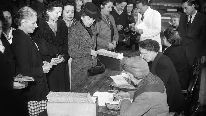 Le 27 avril 1945, les femmes votent pour la première fois.