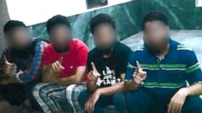 Une photo floutée des quatre individus recherchés à Genève et soupçonnés d'être liés à Daesh. 