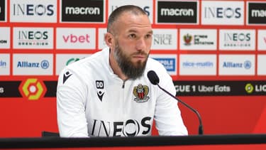 Didier Digard en conférence de presse avec Nice