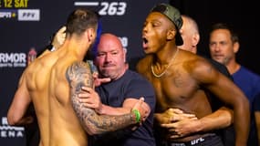 Jamahal Hill (de face) avant son combat face à Paul Craig à l'UFC 263 en juin 2021