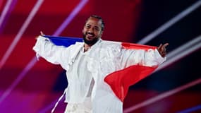 Slimane sur la scène de la Malmö Arena le samedi 11 mai 2024, lors de la finale de l'Eurovision