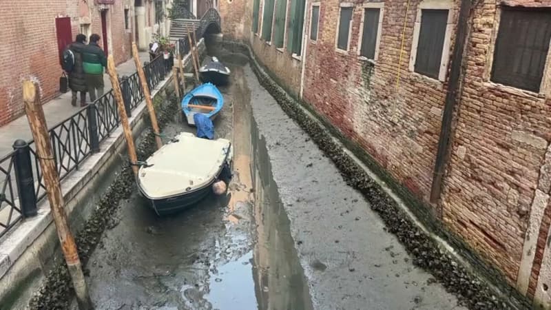 Sécheresse: à Venise, les canaux sont à sec à cause d'une marée basse d'une durée exceptionnelle
