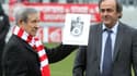 En 2011, Michel Platini, alors président de l'UEFA, avait remis un trophée à l'ancienne star du stade de Reims, Raymond Kopa.
