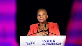 Christine Taubira s'exprime après sa victoire à la Primaire populaire, une consultation citoyenne destinée à avoir une candidature unique à gauche pour la présidentielle de 2022, à Paris le 30 janvier 2022 