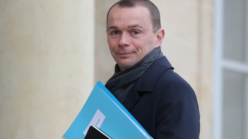 Le secrétaire d'État Olivier Dussopt veut relancer la guerre contre la fraude sociale