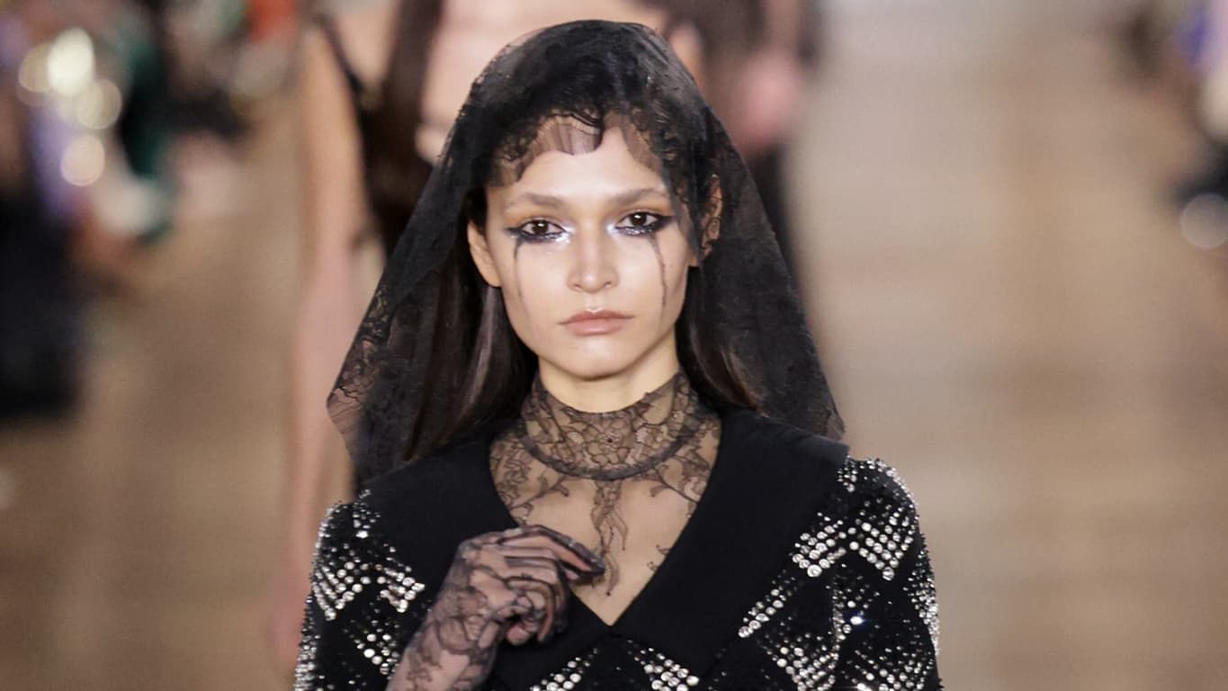 Le défilé Haute Couture printemps 2025 de Georges Hobeika
