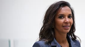 La présentatrice de télévision Karine Le Marchand au tribunal correctionnel de Paris pour son procès contre l'entrepreneuse française Michèle "Mimi" Marchand, le 26 mai 2025. 