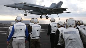 Donald Trump envisage de commander des Boeing F/A-18 Super Hornet en remplacement du célèbre avion de chasse F-35 produit par Lockheed Martin. 