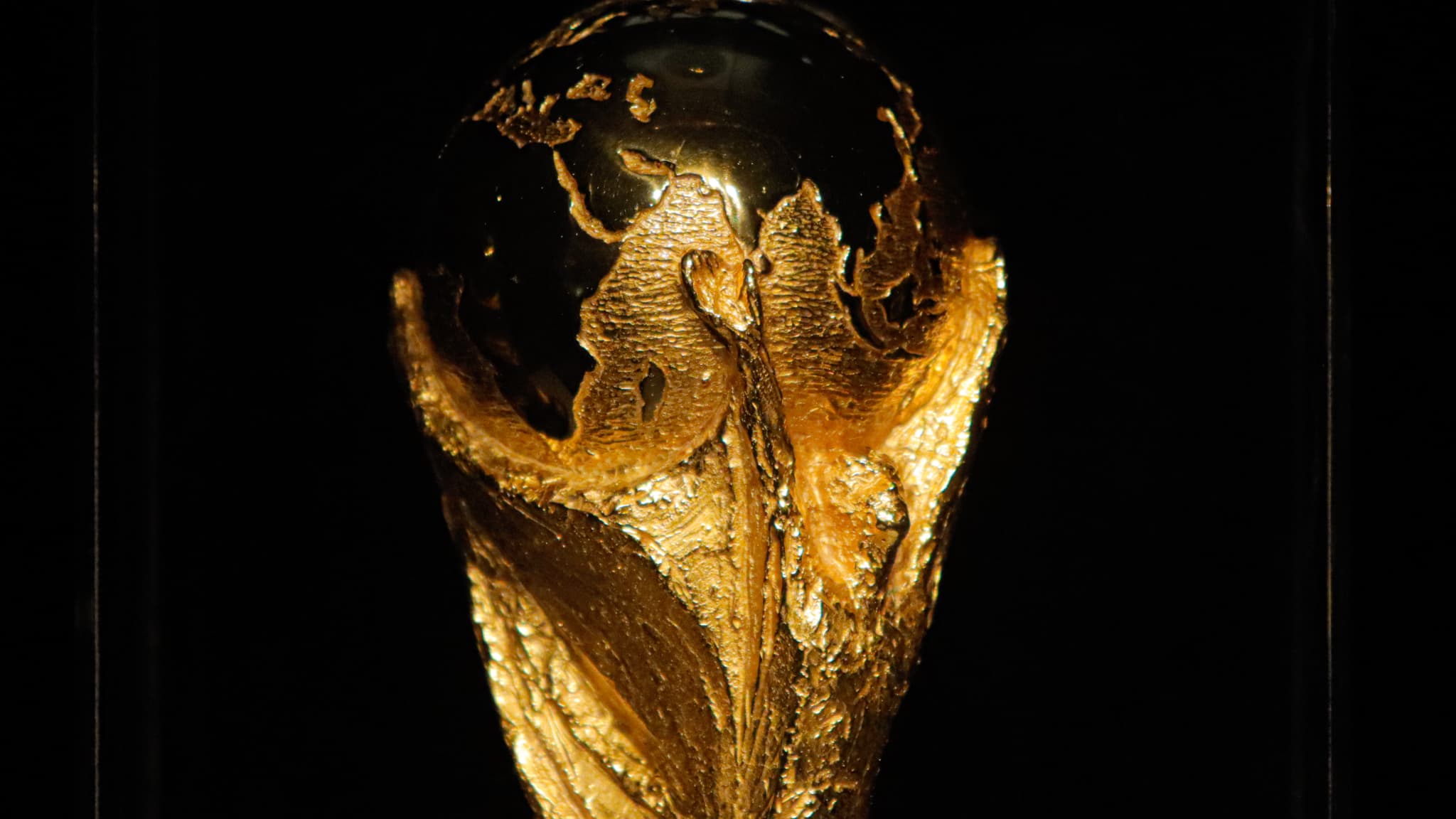 Le trophée de la Coupe du monde 2026 présenté avant le tournoi