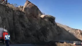 Regardez la chute de cet énorme rocher
