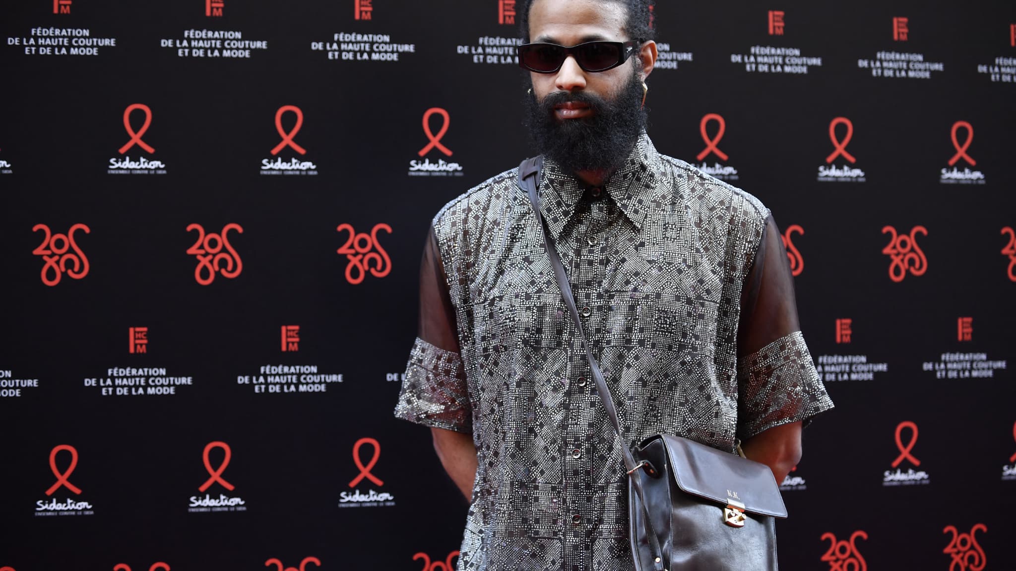 Le créateur Vincent Frédéric-Colombo lors d'un dîner de gala au profit du Sidaction le 6 juillet 2023 à Paris. Le créateur Vincent Frédéric-Colombo lors d'un dîner de gala au profit du Sidaction le 6 juillet 2023 à Paris.