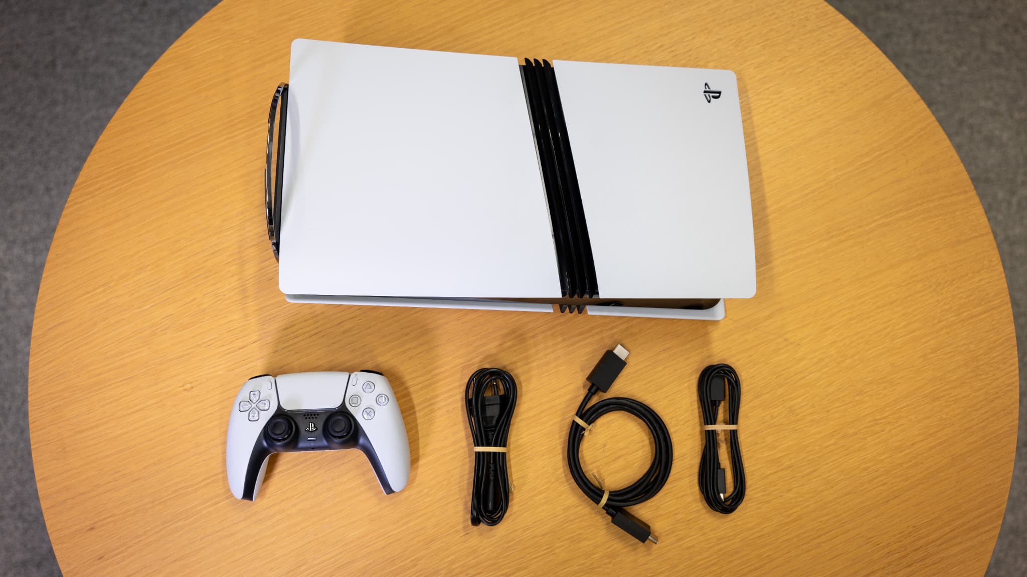 Le contenu de la boîte de la PS5 Pro