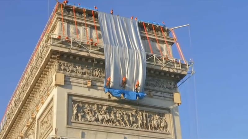 Arc de Triomphe empaqueté: imaginé par Christo, l'emballage du monument a commencé ce dimanche